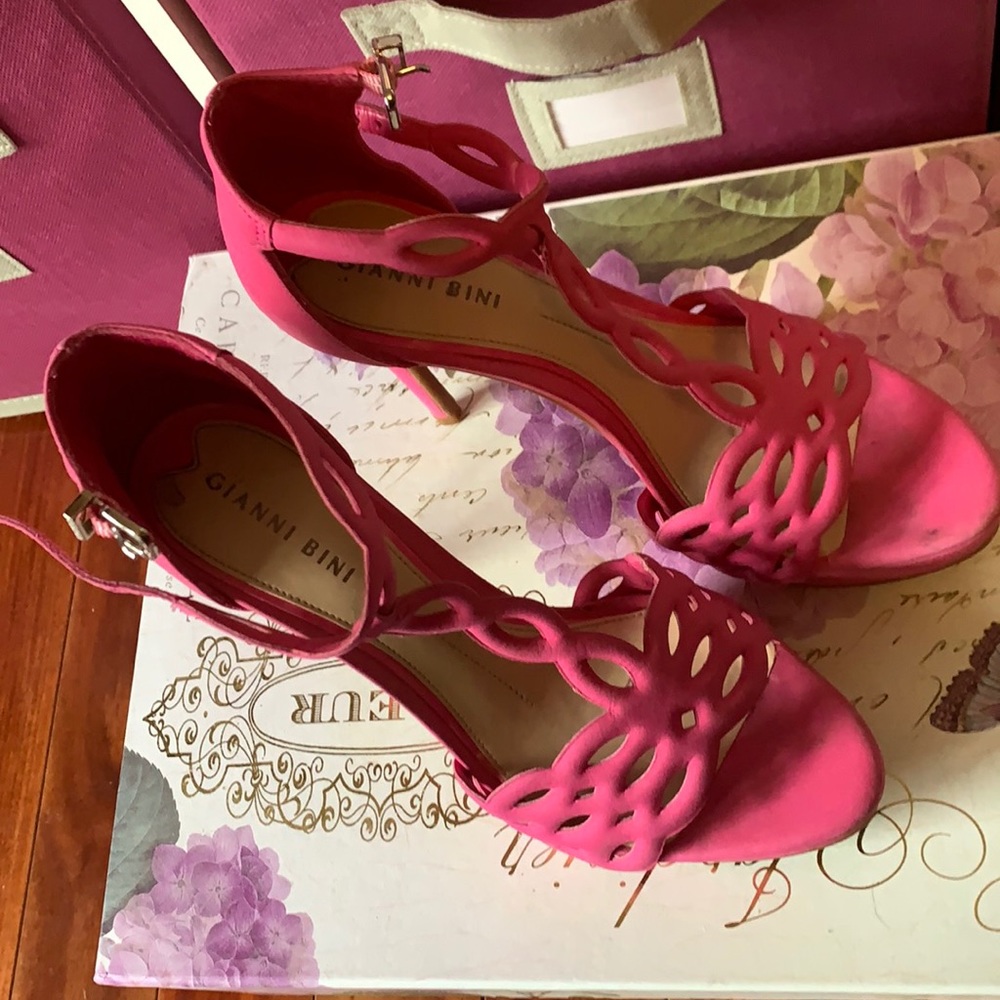 Gianni Bini Pump